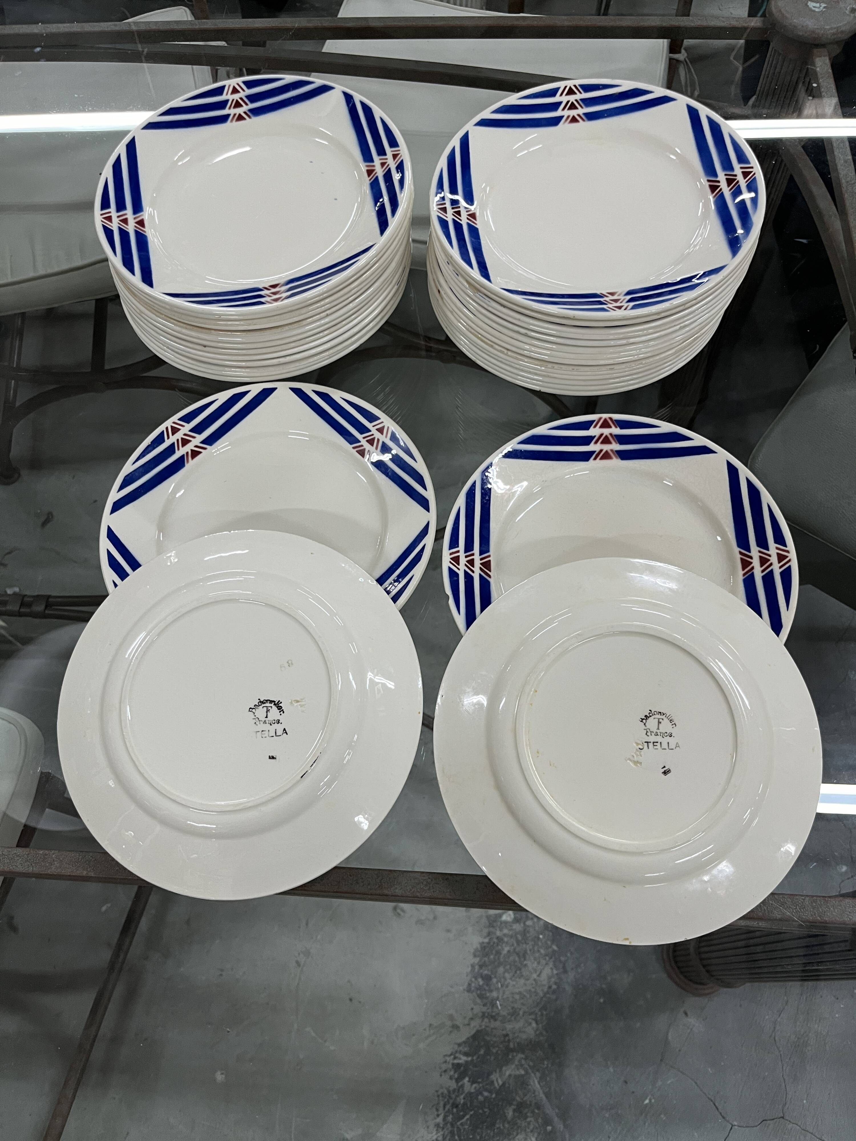 Badonvillers France 53-piece Stella model service