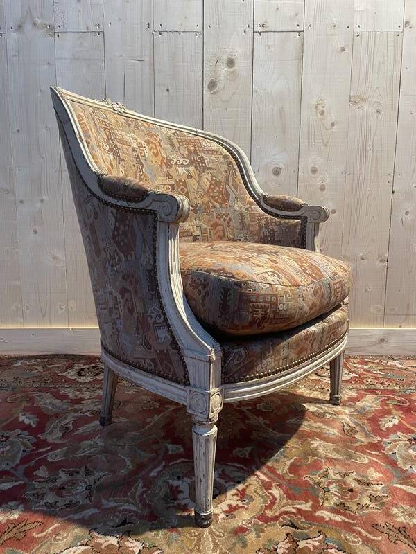 Louis XVI style gondola shepherdess