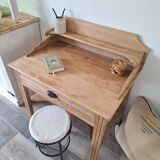 Desk / Dressing table in solid elm from the early 20th century.