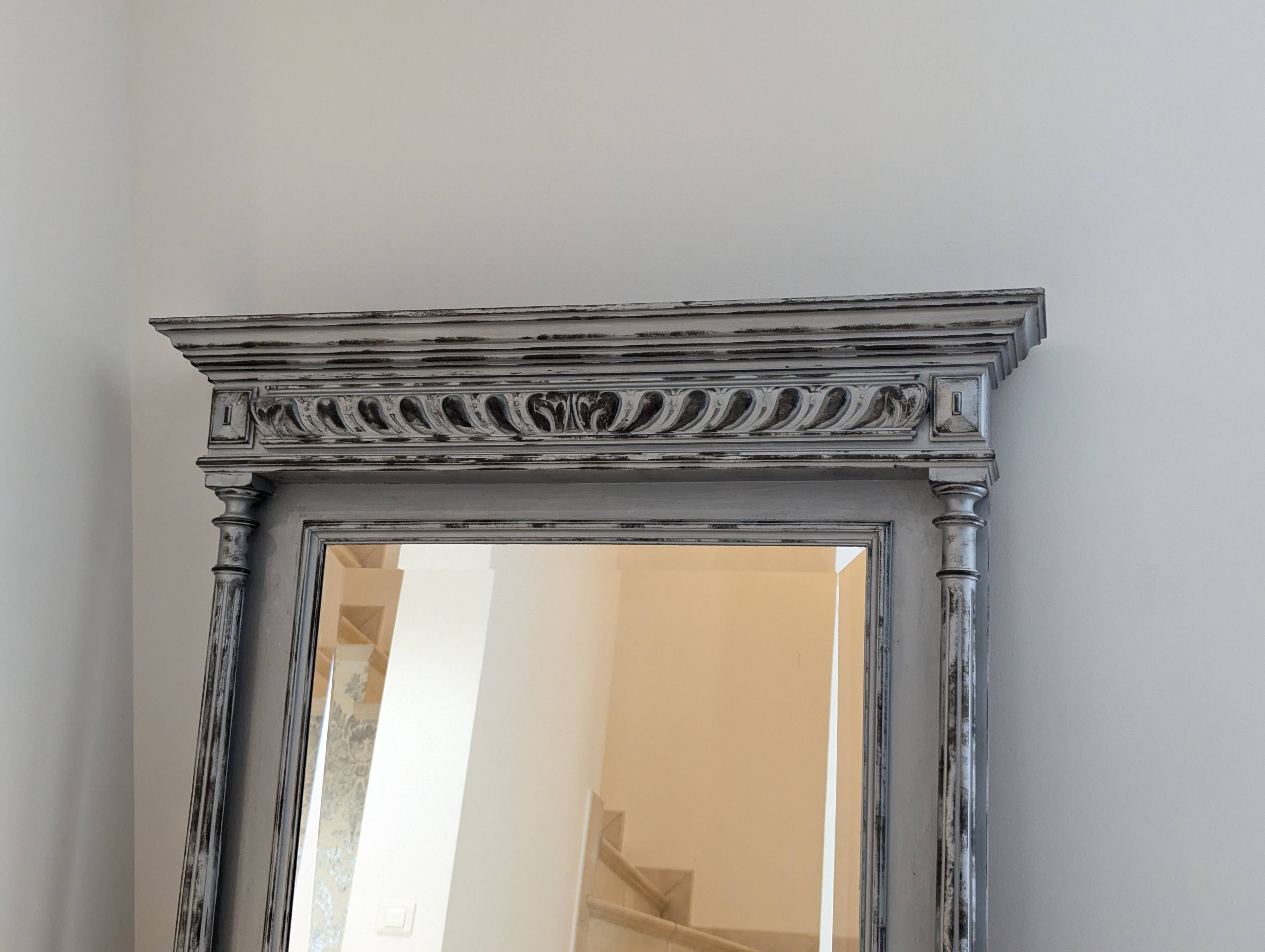 Renovated antique mirror