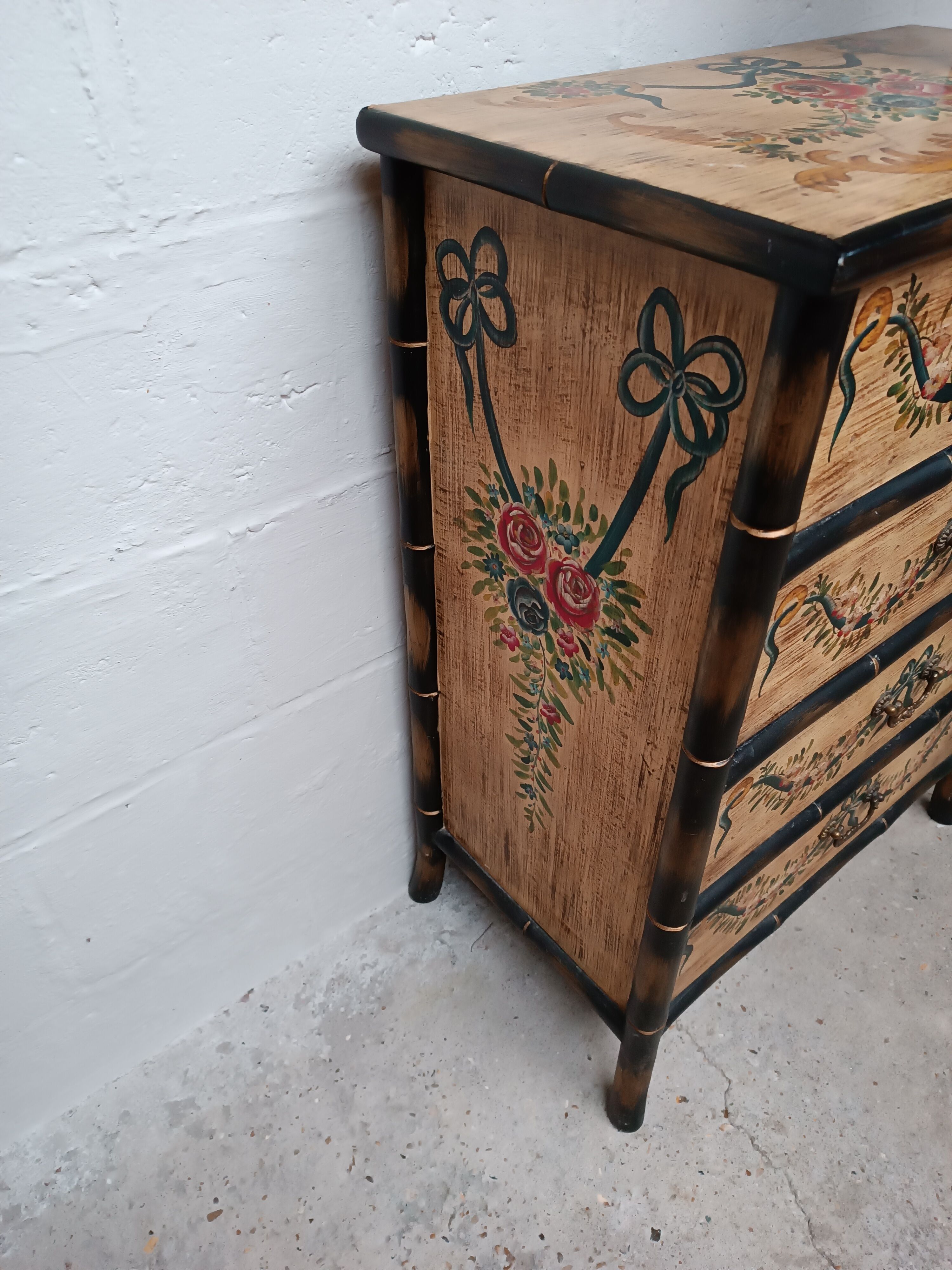 Venetian-style painted wood and bamboo chest of drawers