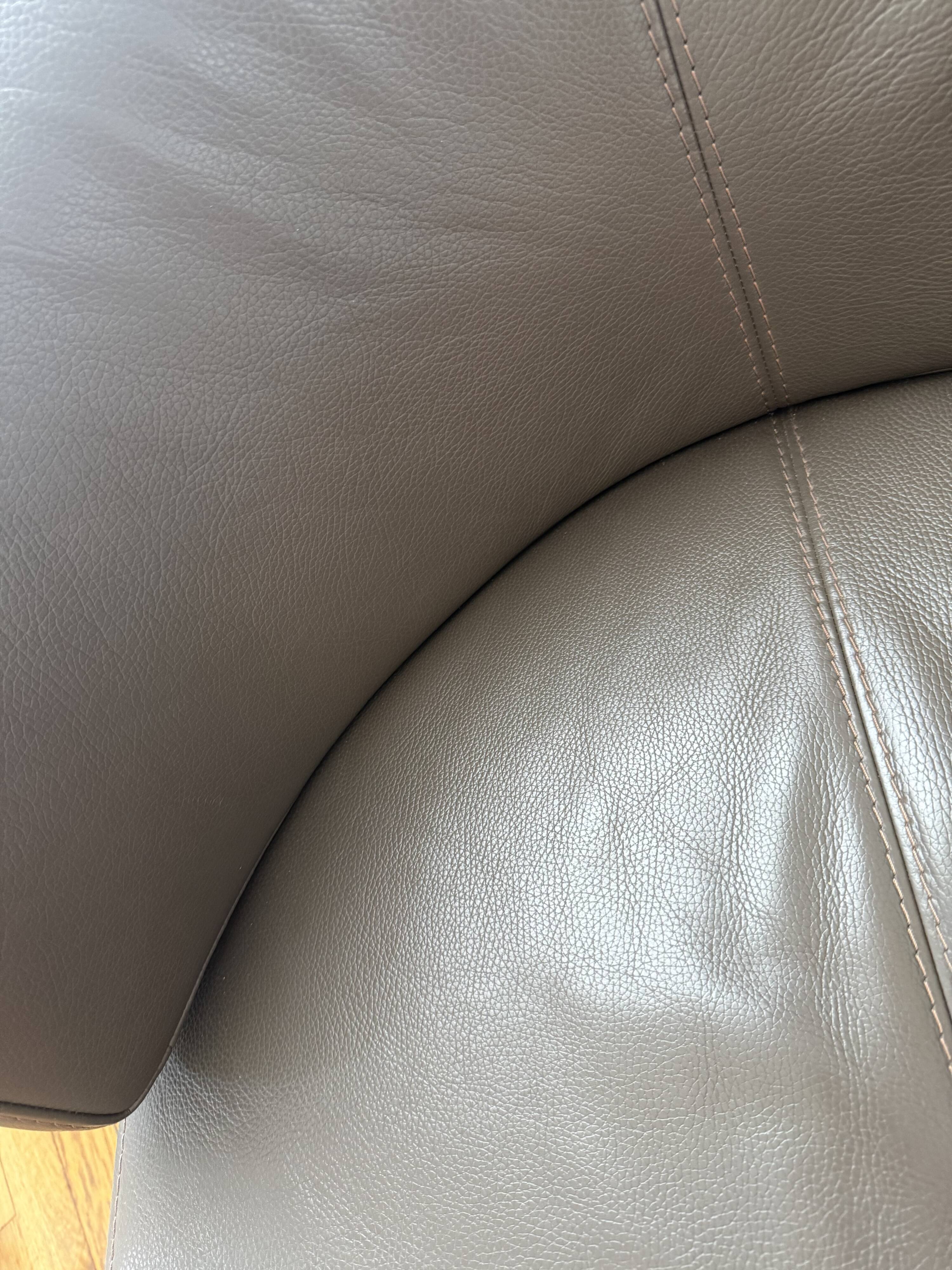 Kola Chair Steiner Paris – full-grain leather – Manzoni & Tapinassi