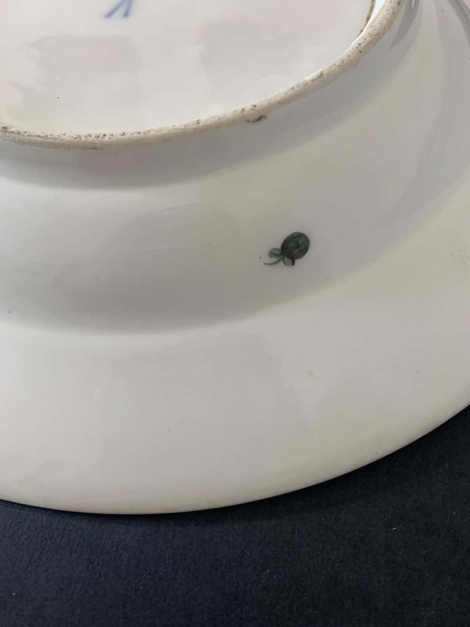 Chinese porcelain plate of the 18th century indian company