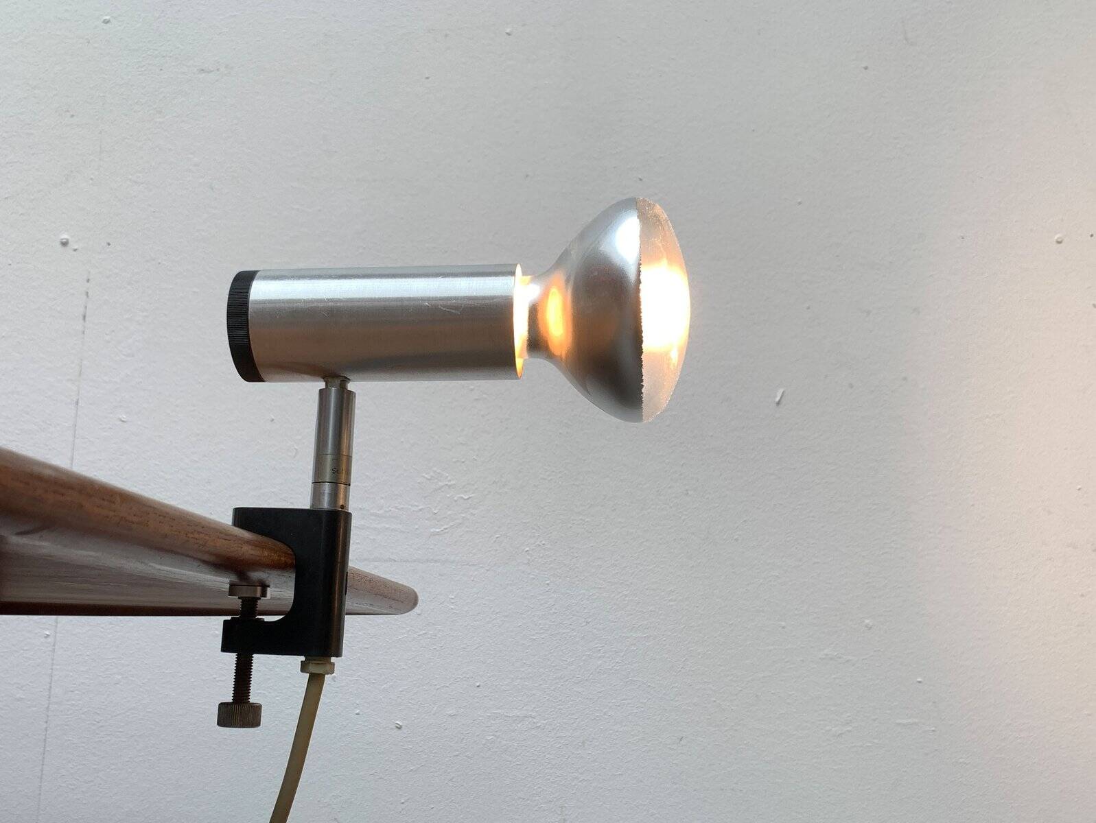 Vintage minimalist clip lamps from the space age, Table or Shelf, by Philips