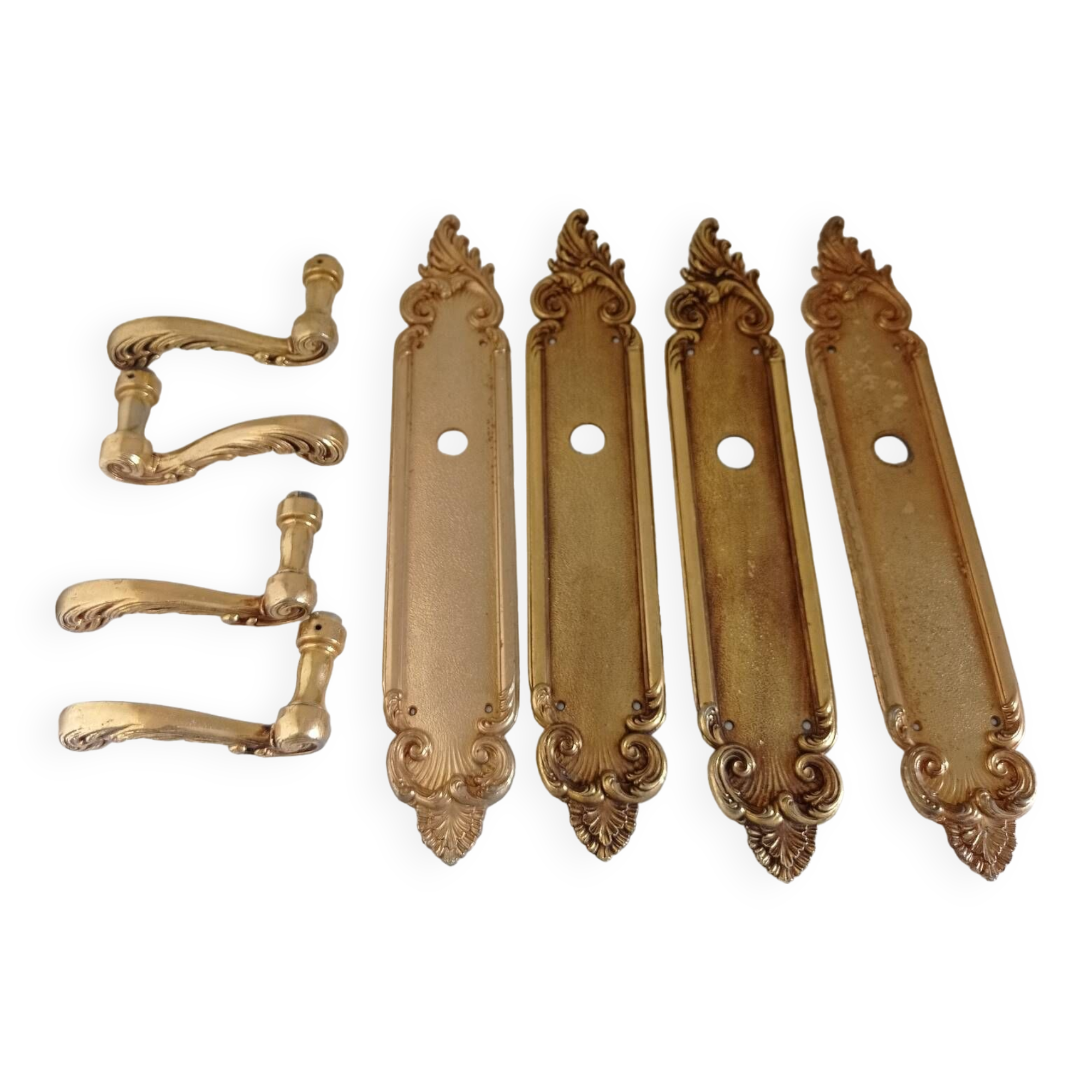 Door handles and plates