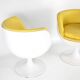 Paire de fauteuils Space age