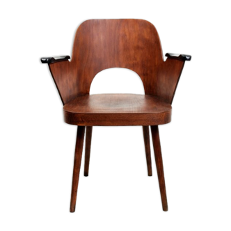 Walnut dining chair model 1515 by Oswald Haerdtl