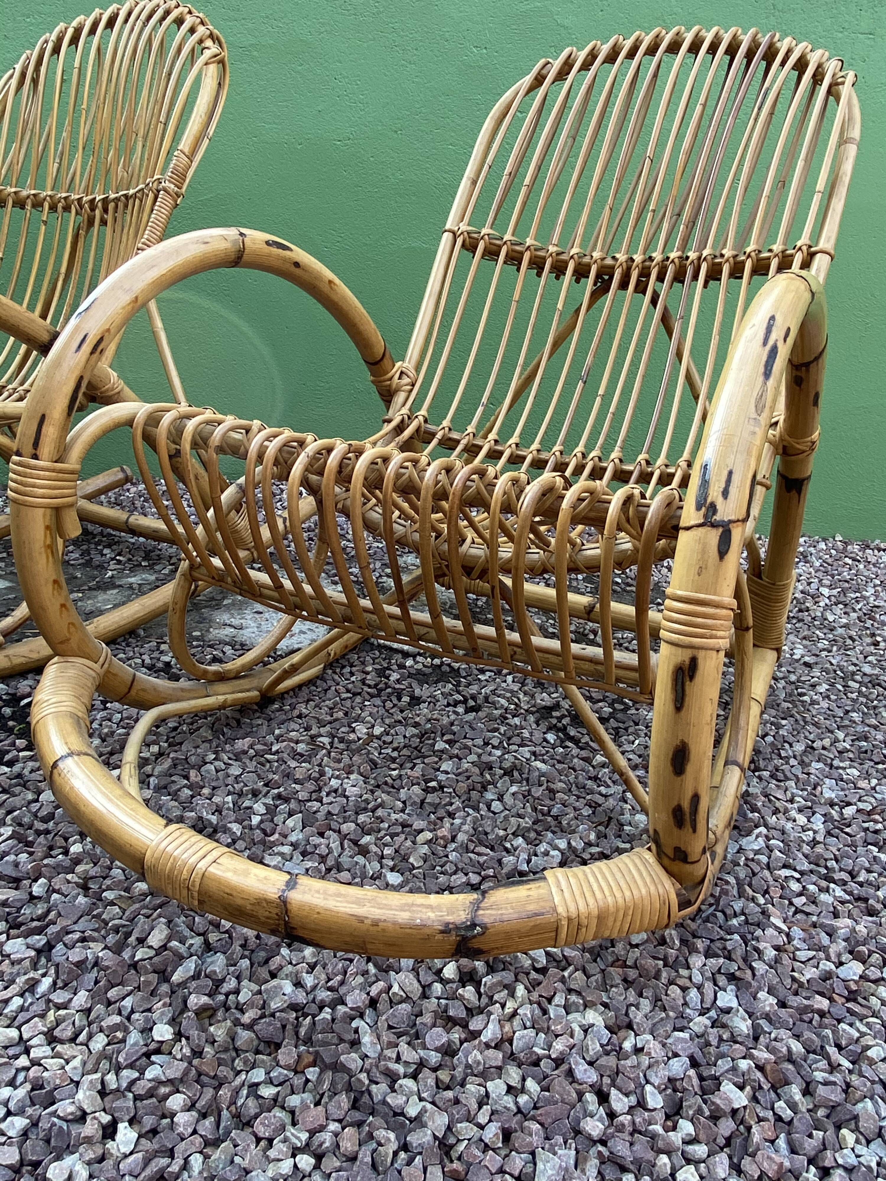 Rocking chair rattan