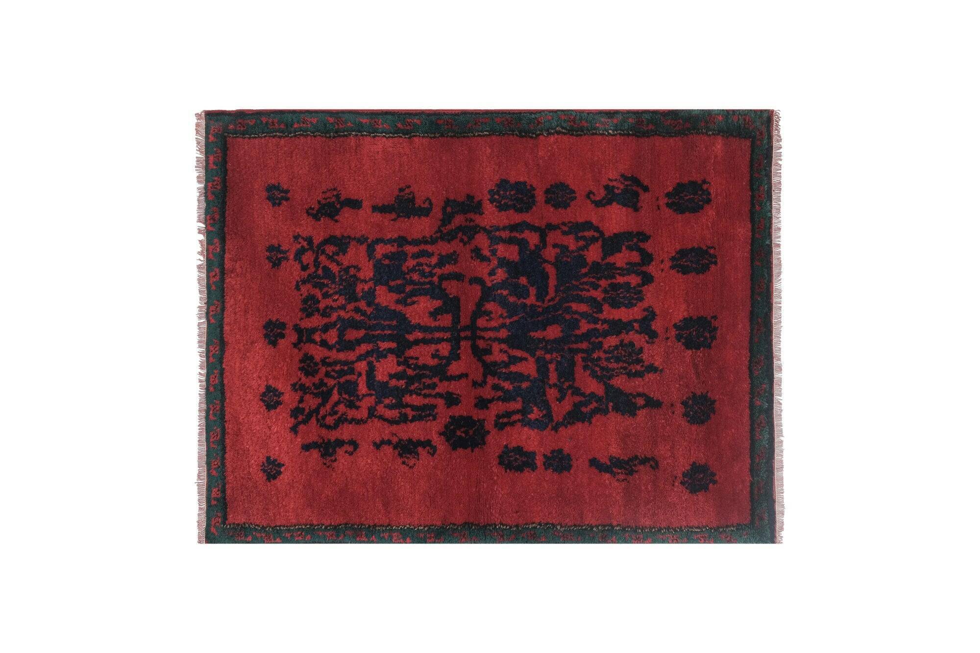 Vintage handmade Turkish rug 105x139 cm