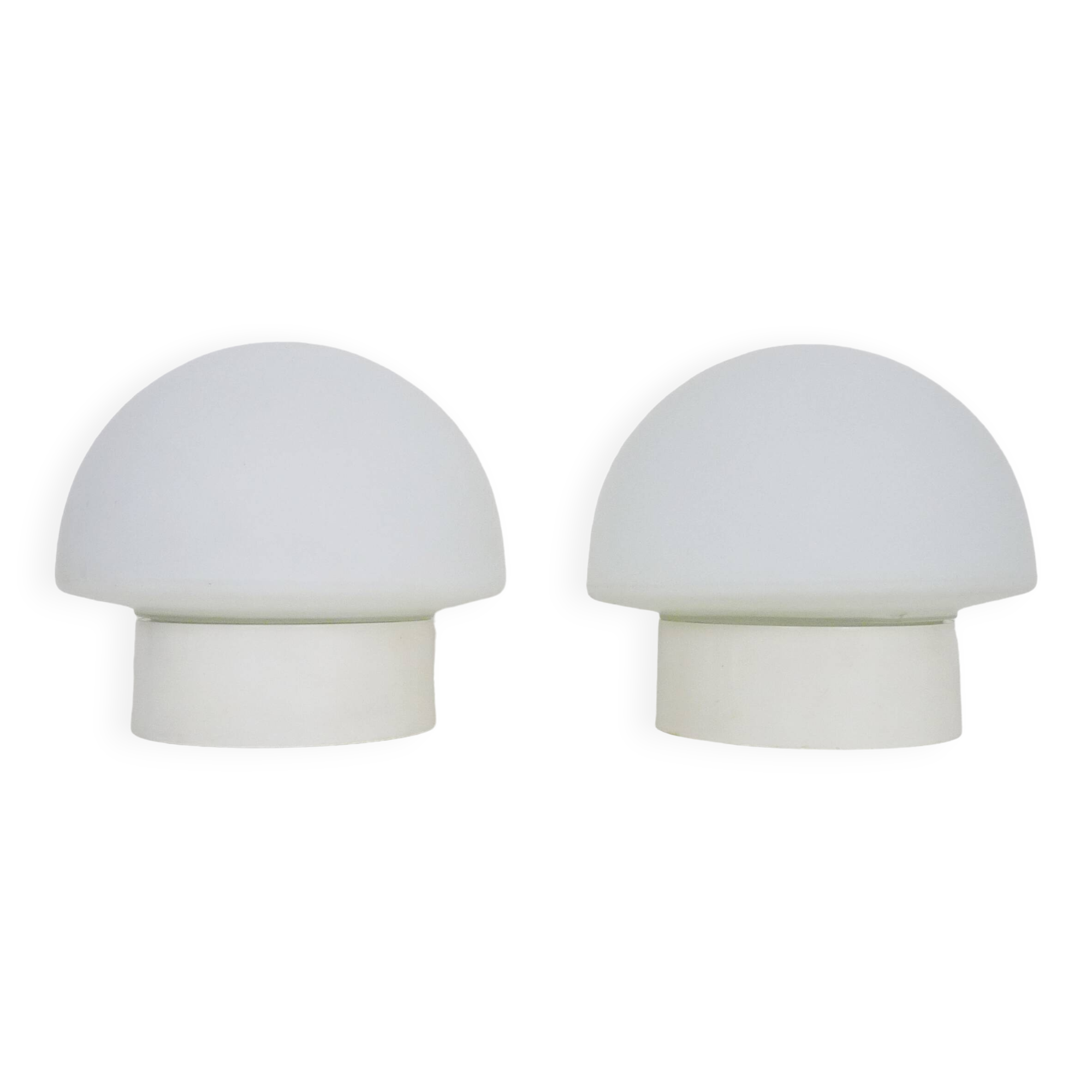 Pair of white mushroom-shaped wall lights. 1970s