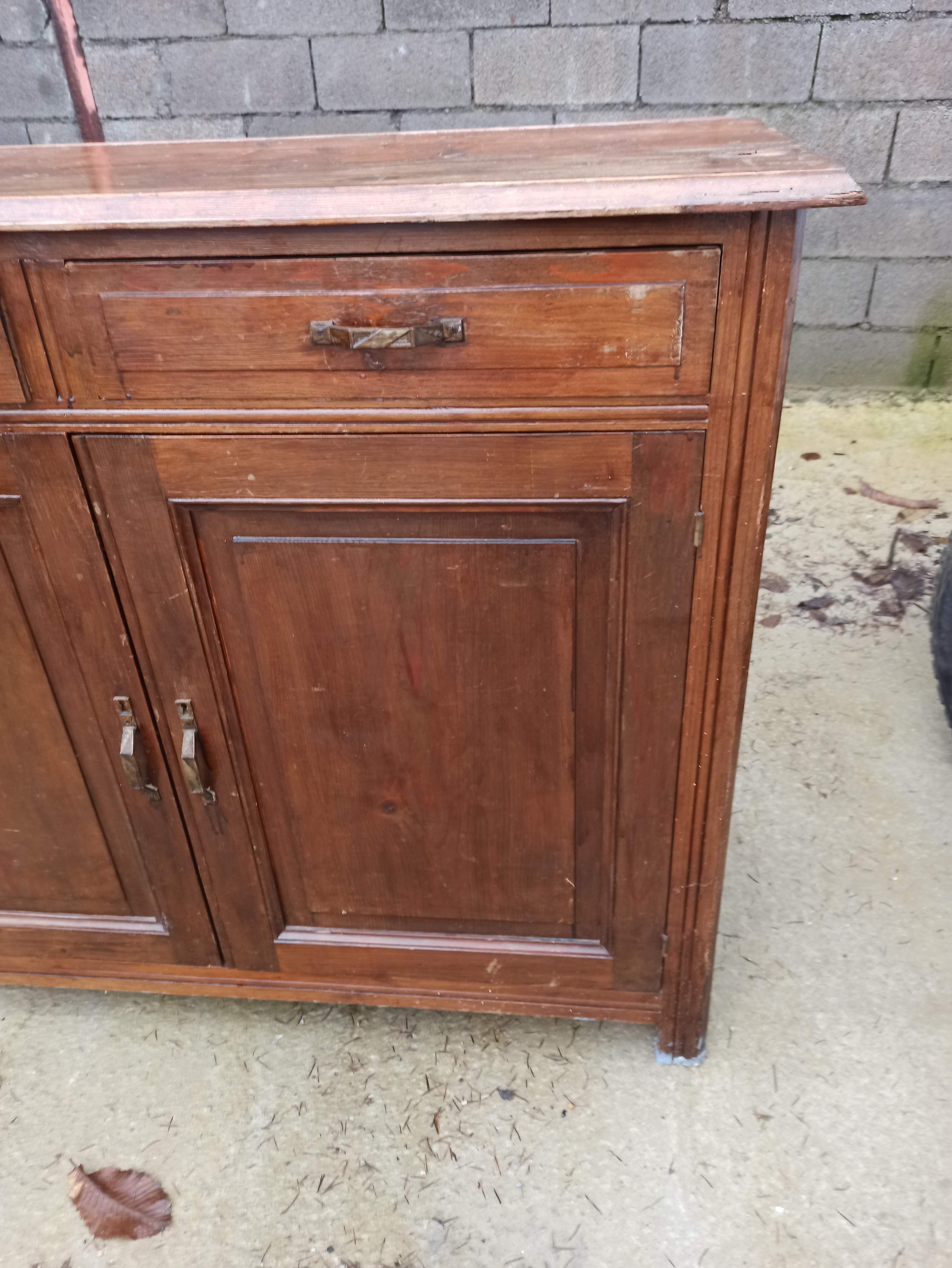 Low Parisian sideboard in solid wood 2 doors 2 drawers art deco handles