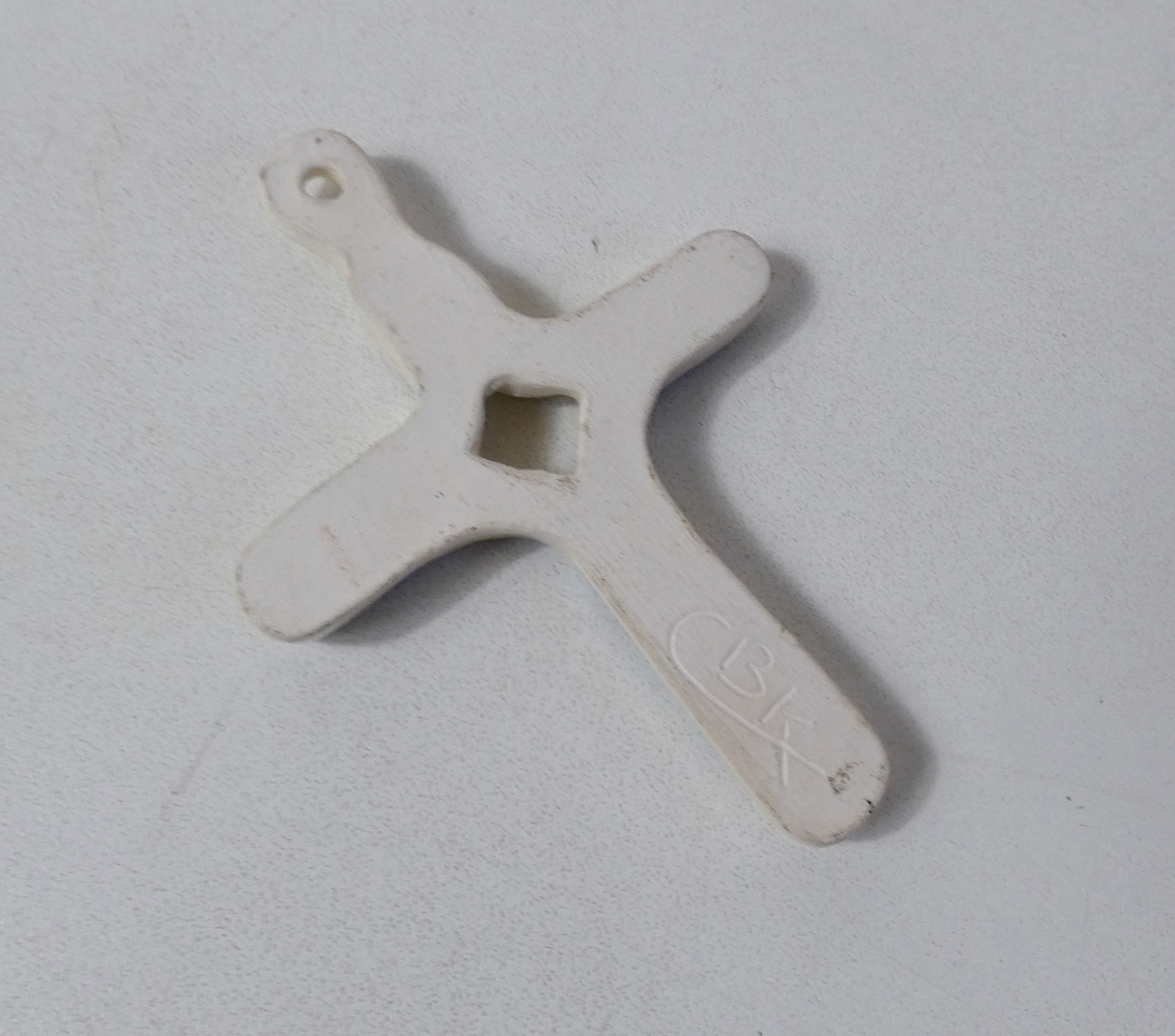 Quimper cross signed BK