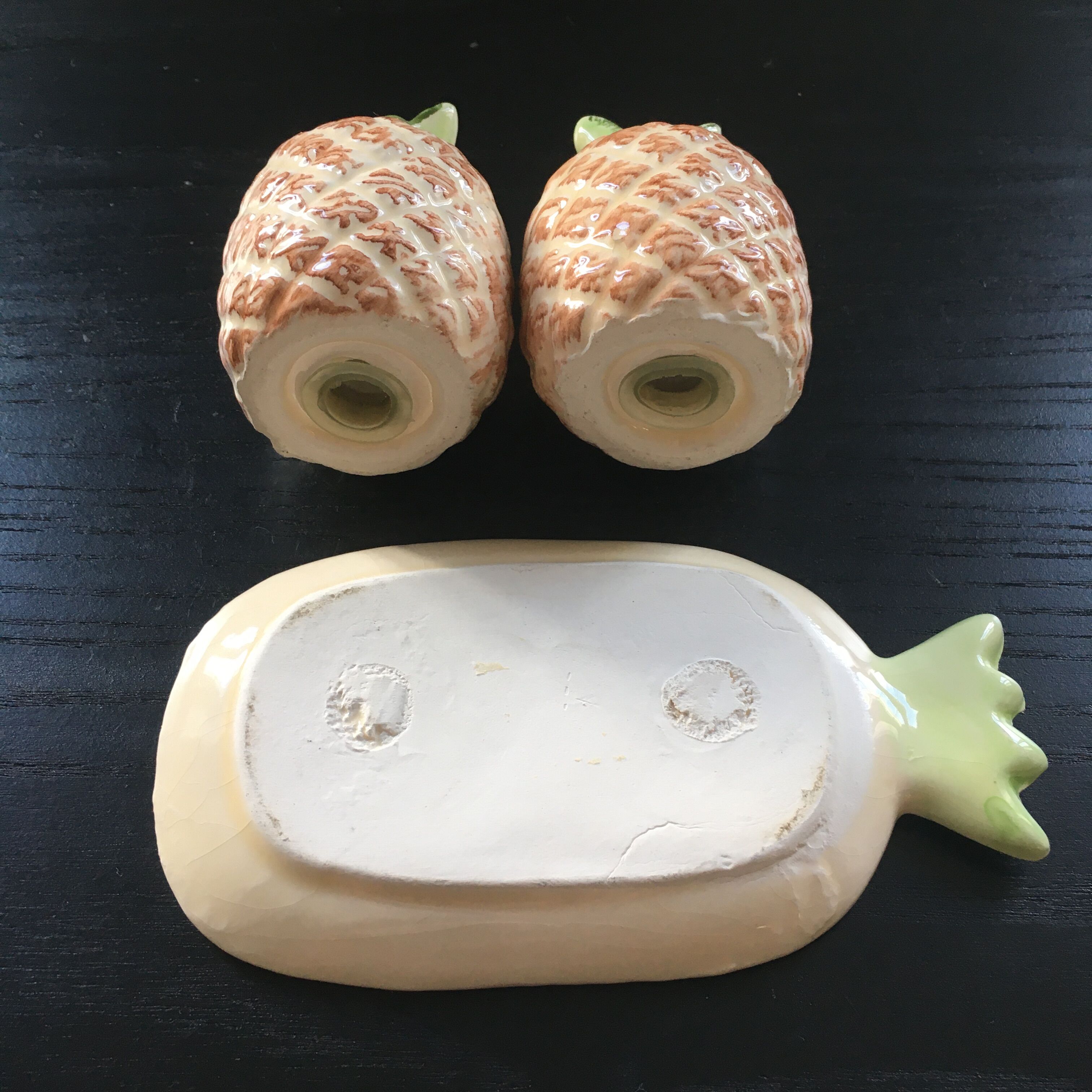 Pineapple salt and pepper set