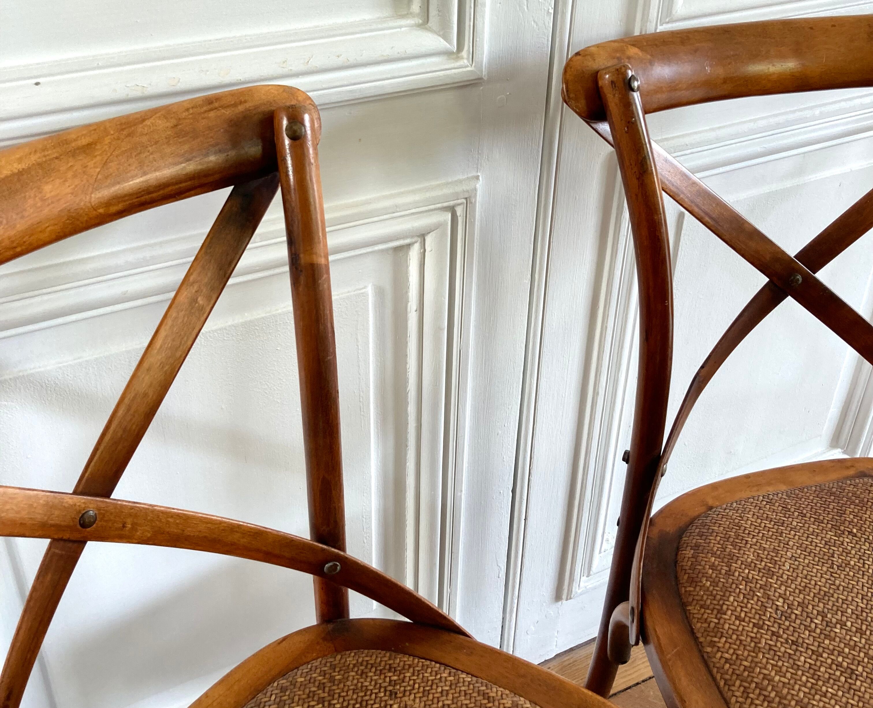 4 chaises bois et cannage style bistrot