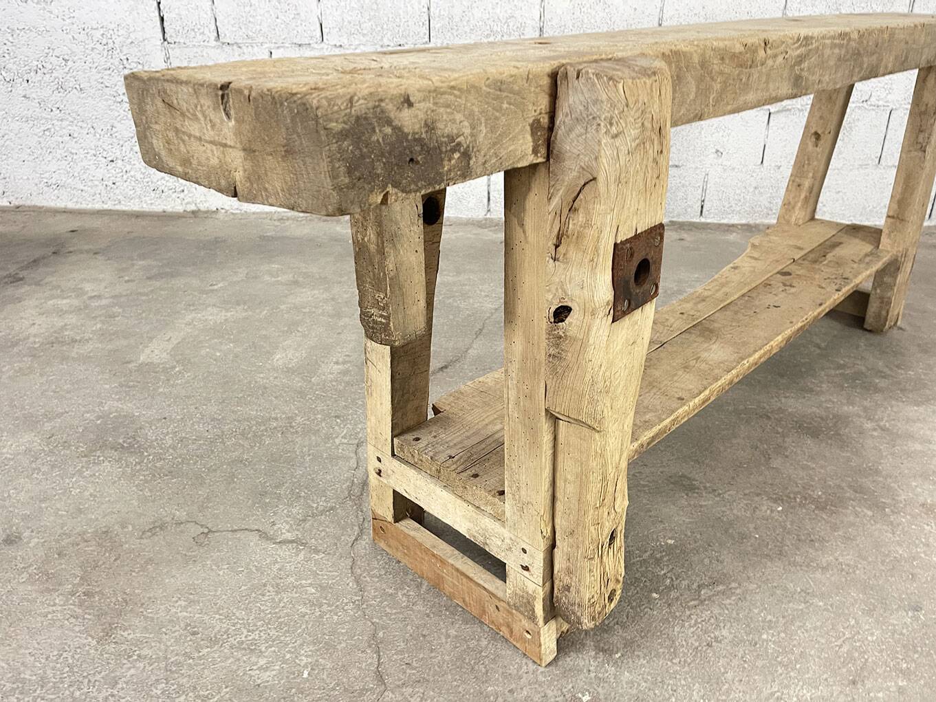 Primitive beech workbench from the 1900s