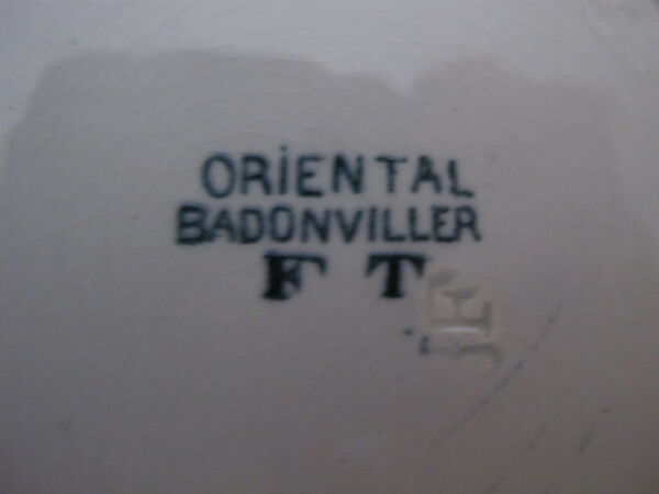 5 assiettes creuses en terre de fer de Badonviller
