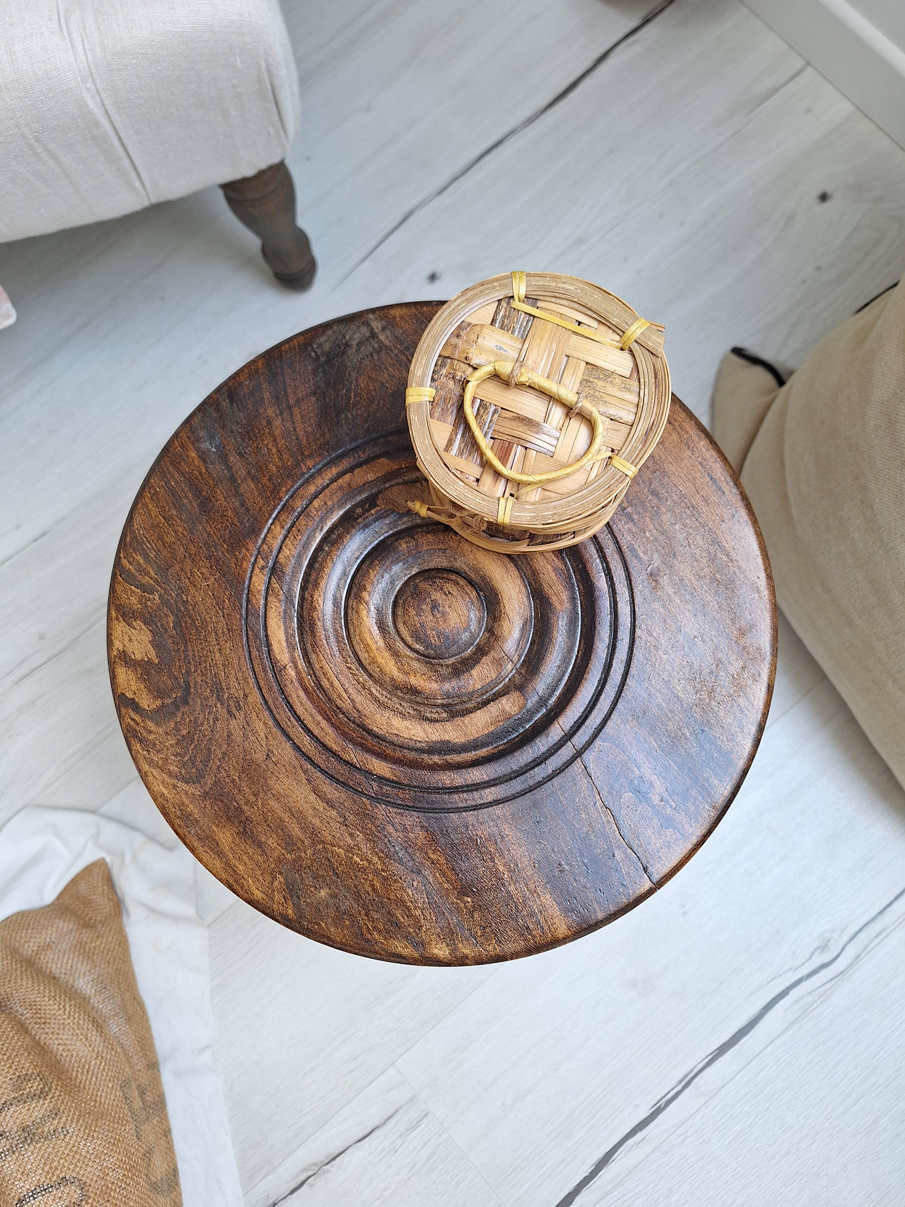 Solid wood tripod stool