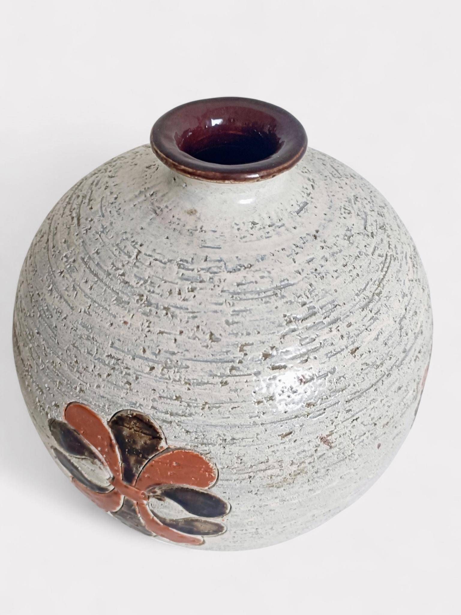 Bitossi by Aldo Londi Chamotte Ball Vase, Italy, 1960s