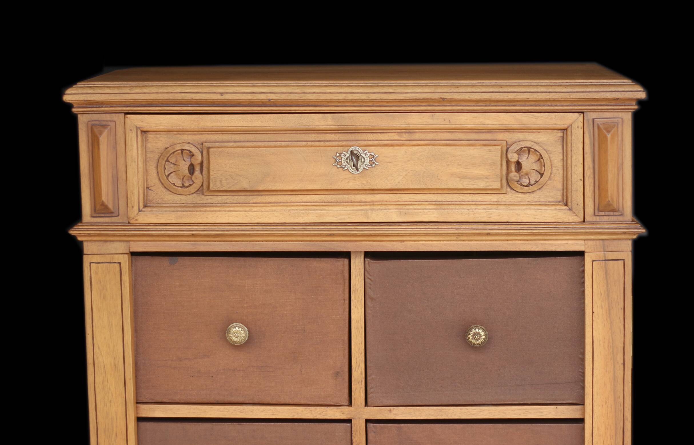 Magnificent notary's cabinet in walnut (late 19th century).