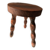 Fiddle milking stool