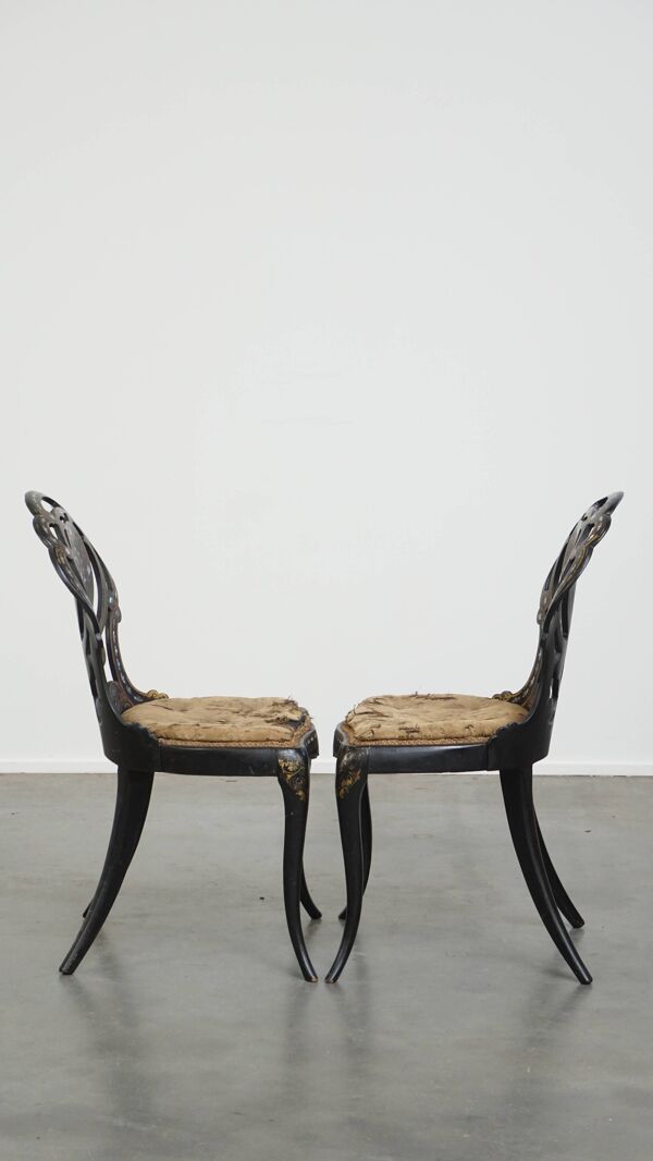 2 chaises anciennes en nacre de style chinois, Angleterre XIXe siècle
