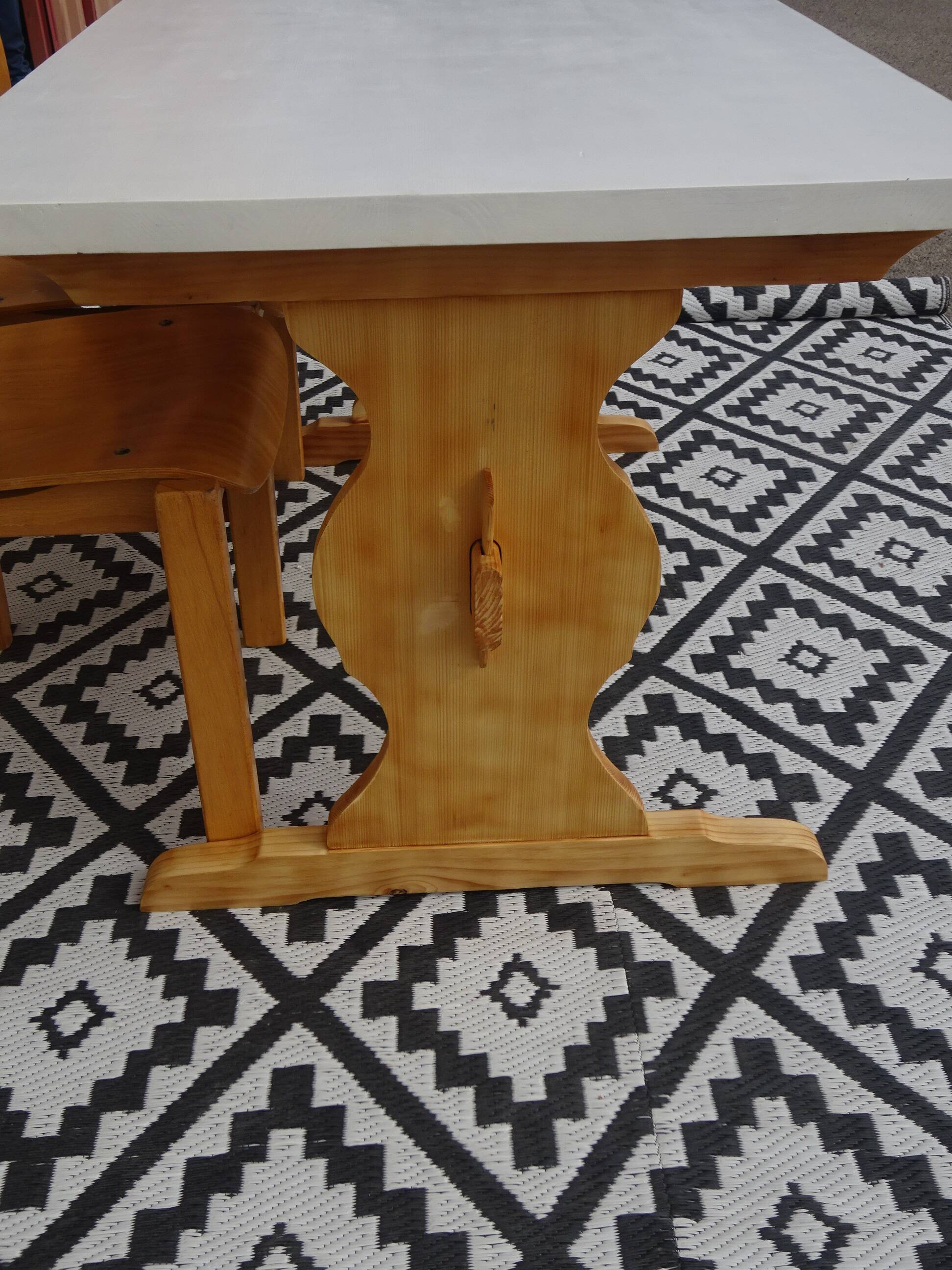 Table made entirely of solid pine, white top.