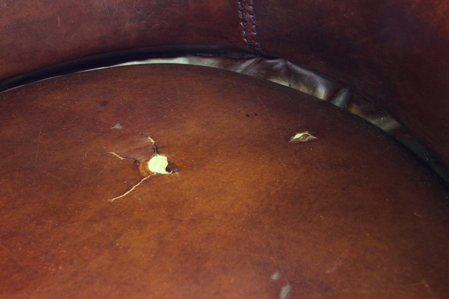 Set of vintage club chairs in leather, 1920s