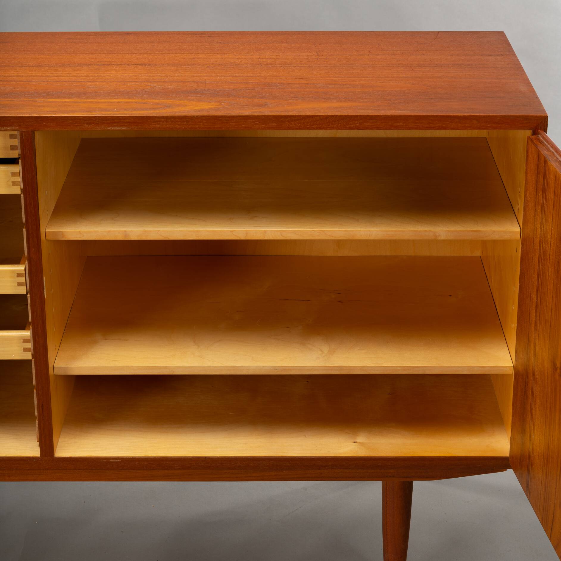 Teak Sideboard No. 42 by Carlo Jensen for Hundevad & Co, 1960s