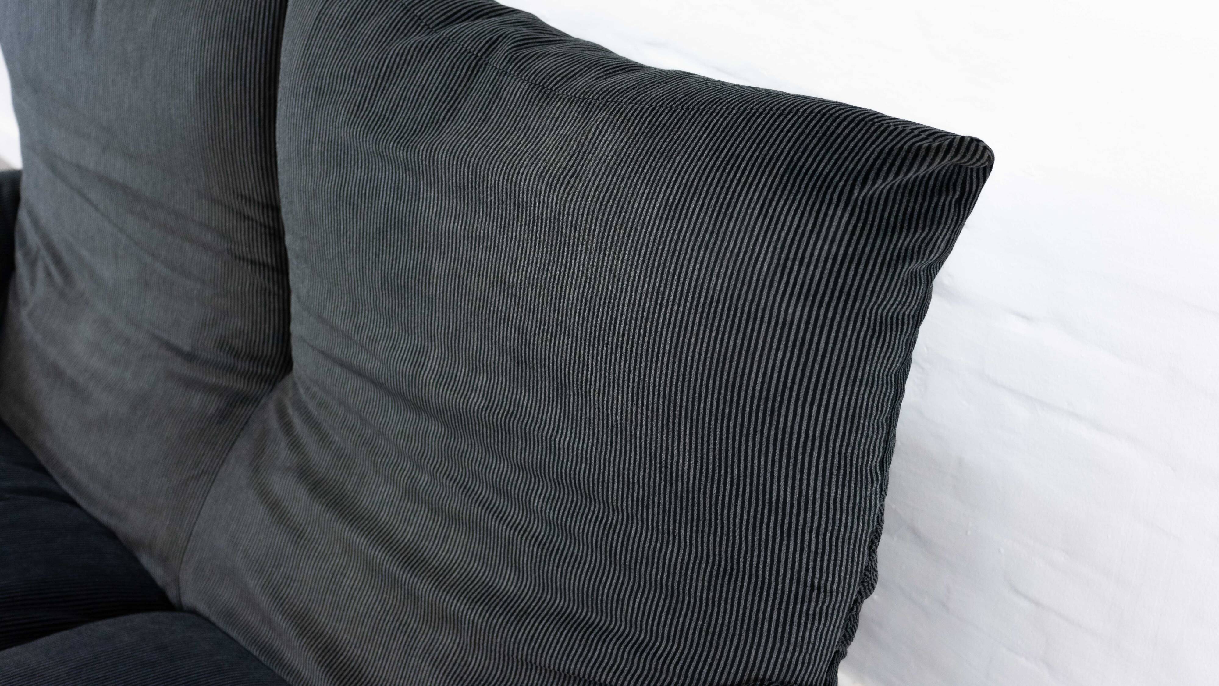 CASSINA MARALUNGA 2-SEAT SOFA BY VICO MAGISTRETTI