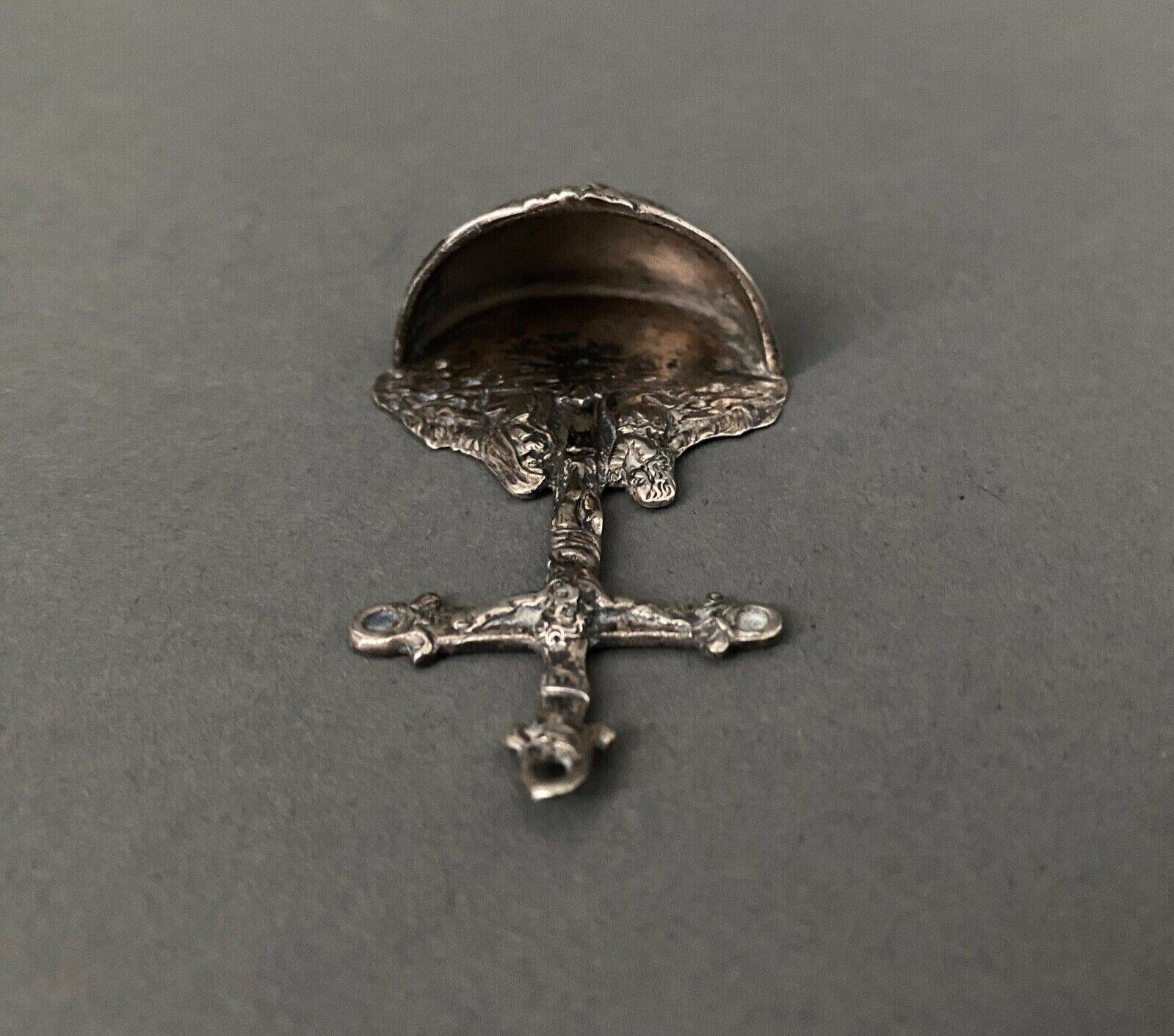 Silver stoup with 18th century Calvary decoration