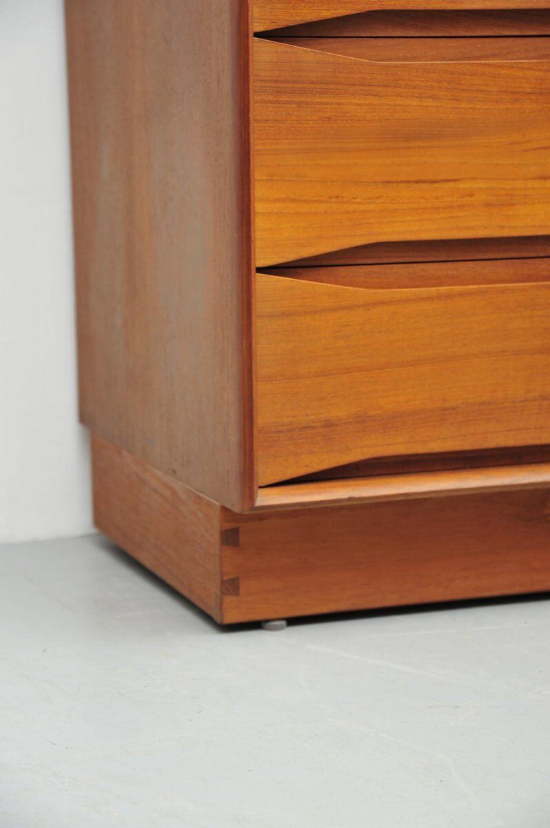Danish teak chest of drawers by Dyrlund, 1970s