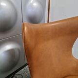 Pair Arne Jacobsen Egg chair by Fritz Hansen