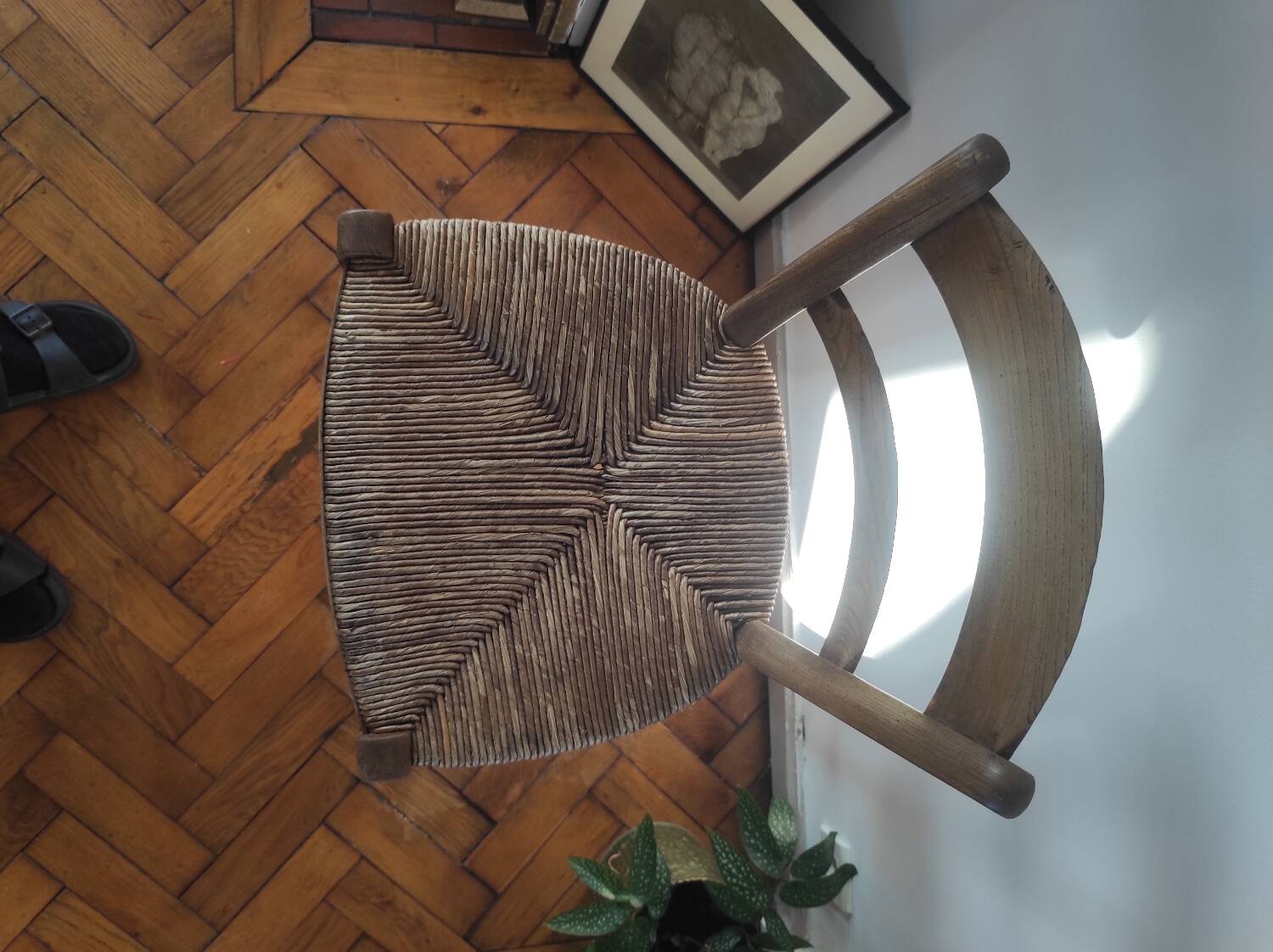 Vintage wooden and straw bar stool — Brutalist Style / Perrian