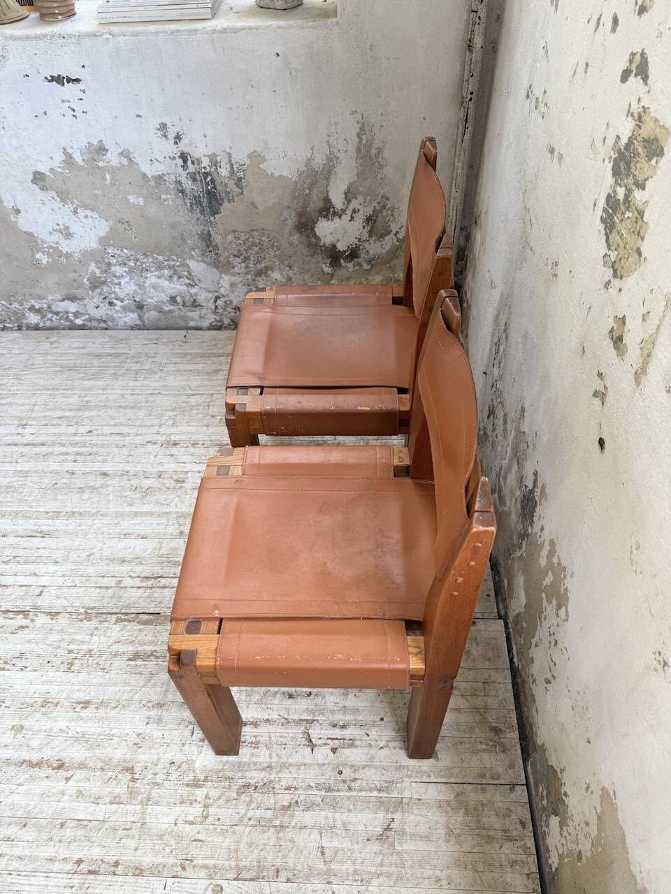 Paire de chaises Pierre Chapo S11