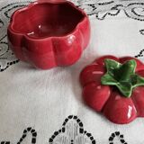 Tomato pot in slip