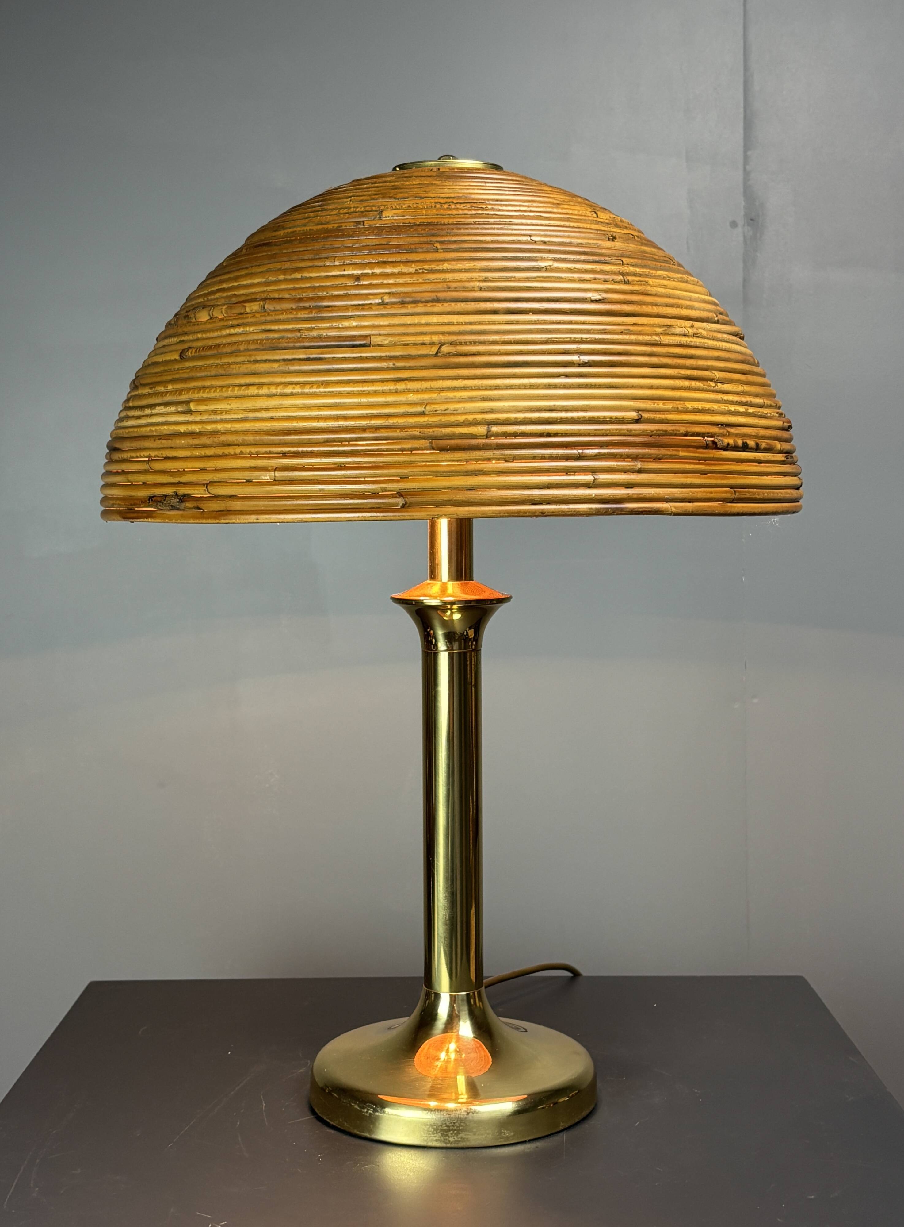 Italian midcentury pencil reed rattan brass Fungo mushroom table lamp 1970s