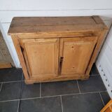 Old 2-door fir sideboard, 104×31cms