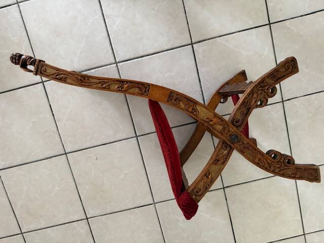 Folding church chair