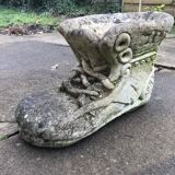 Reconstituted stone truss planter