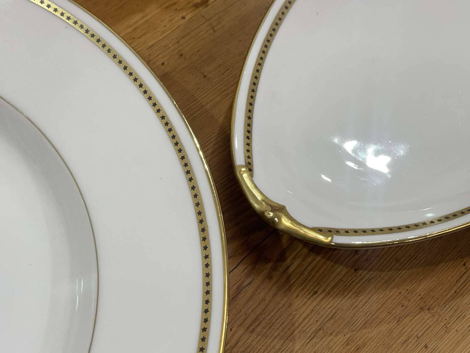 Service en porcelaine de Limoges - 107 pièces - années 1960