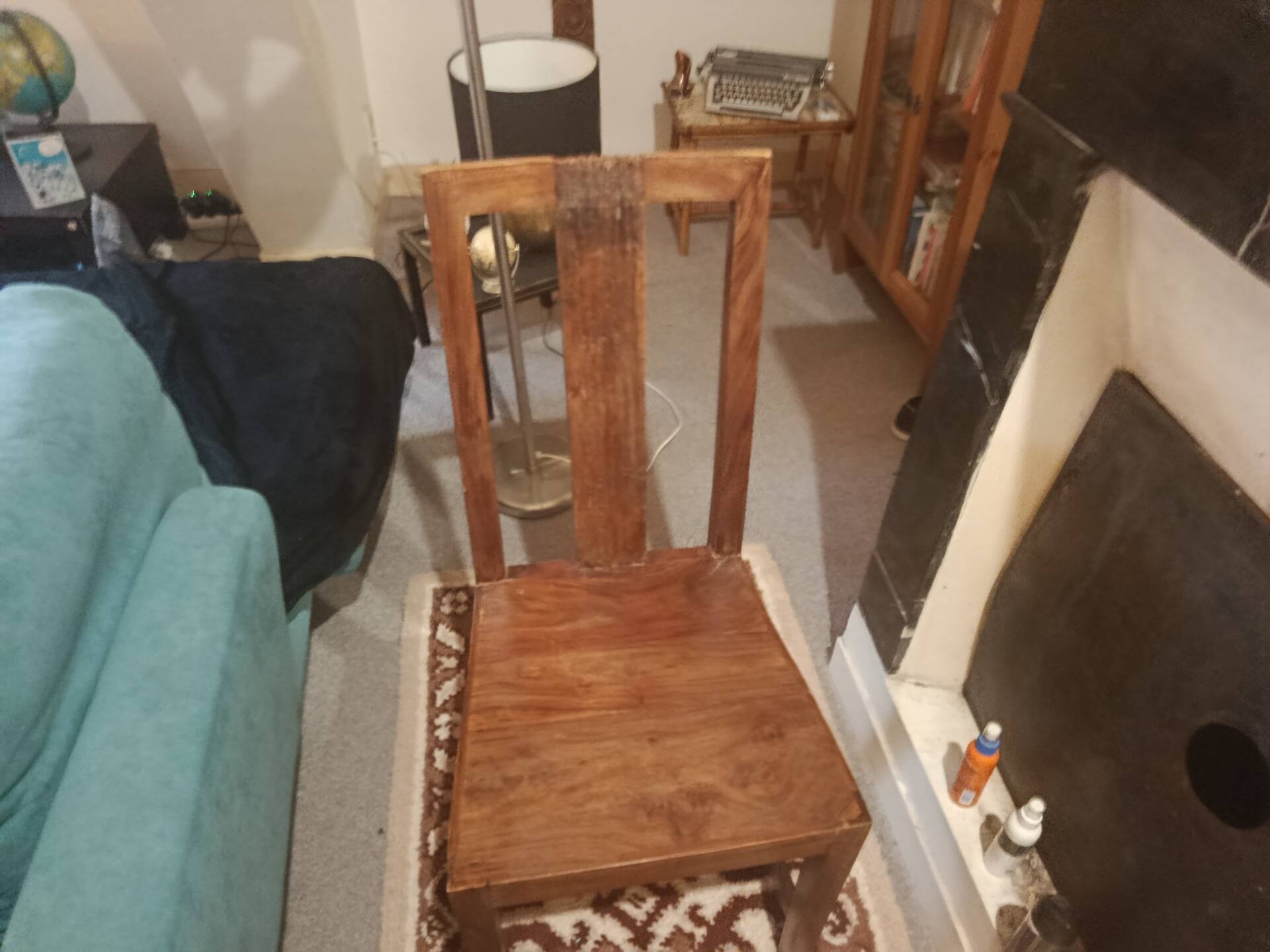 1 chair