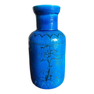 Large blue ceramic vase with Chinese motifs