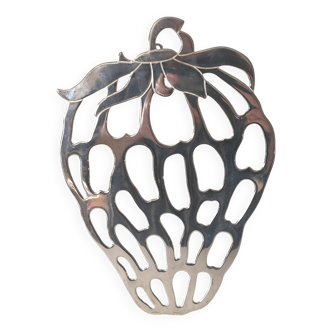 silver-plated metal strawberry-shaped trivet