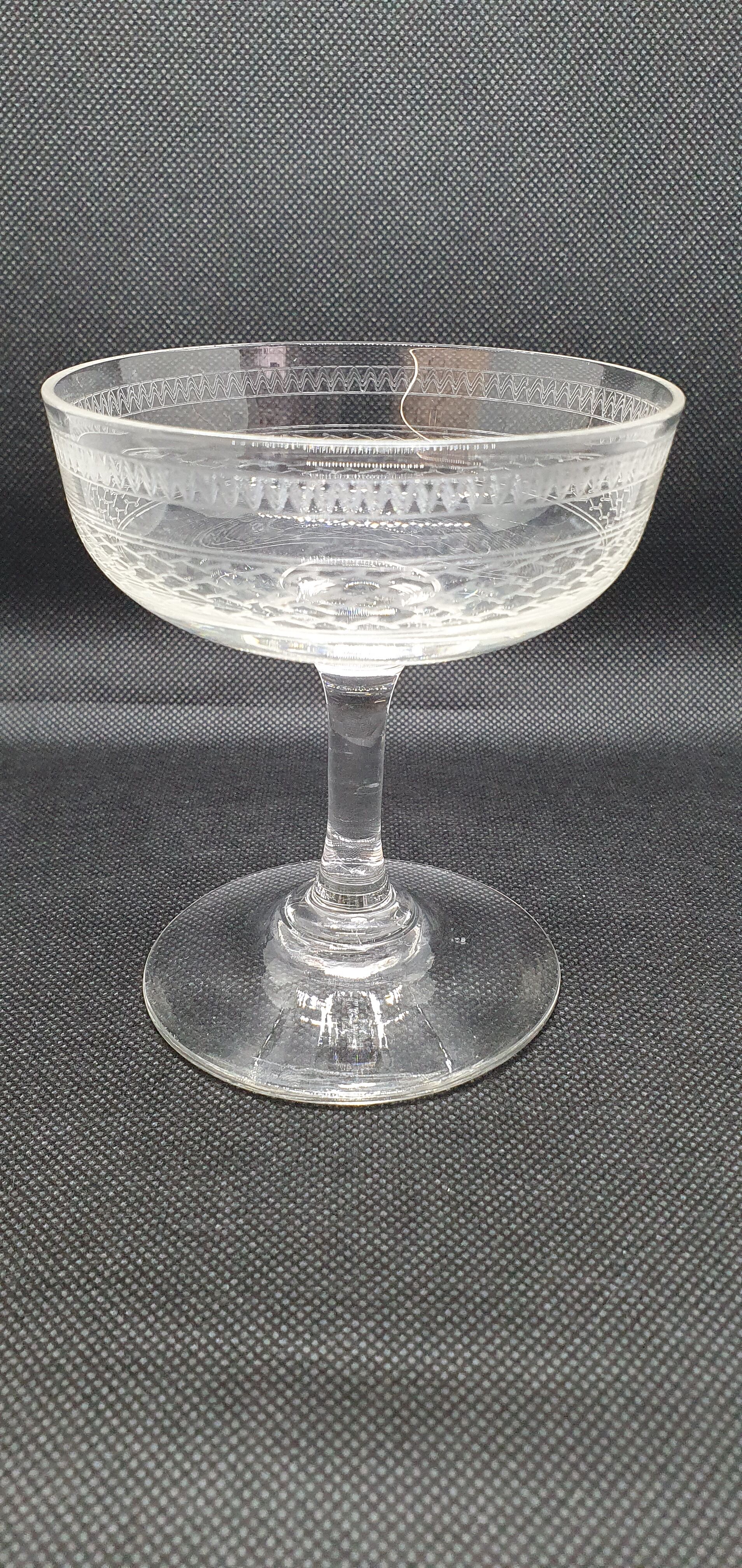 Set of 6 glasses in Champagne