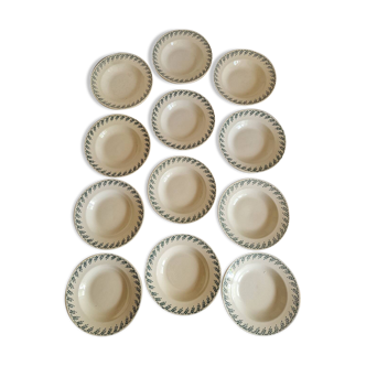 Set of 12 soup plates model 1212 from the Choisy le Roi factory