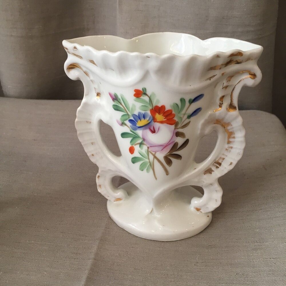 Pair of mariee vases in paris porcelain with floral decoration