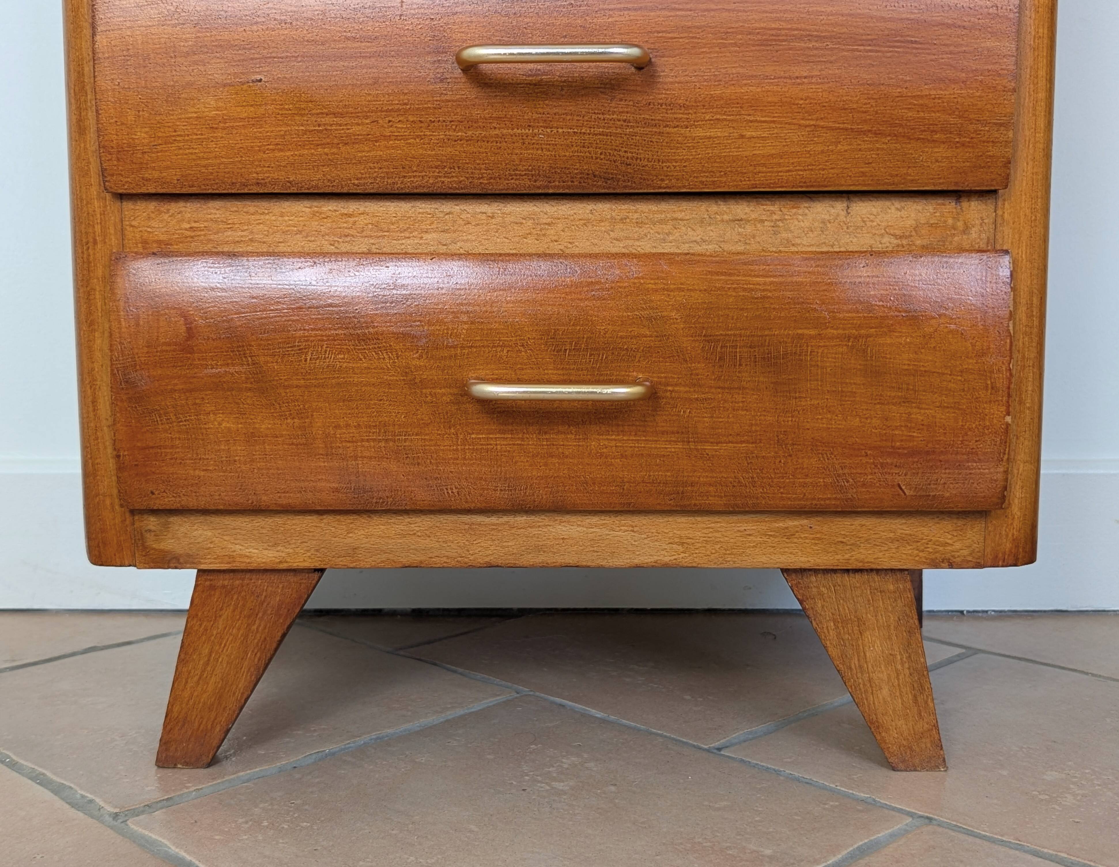 Vintage chest of drawers