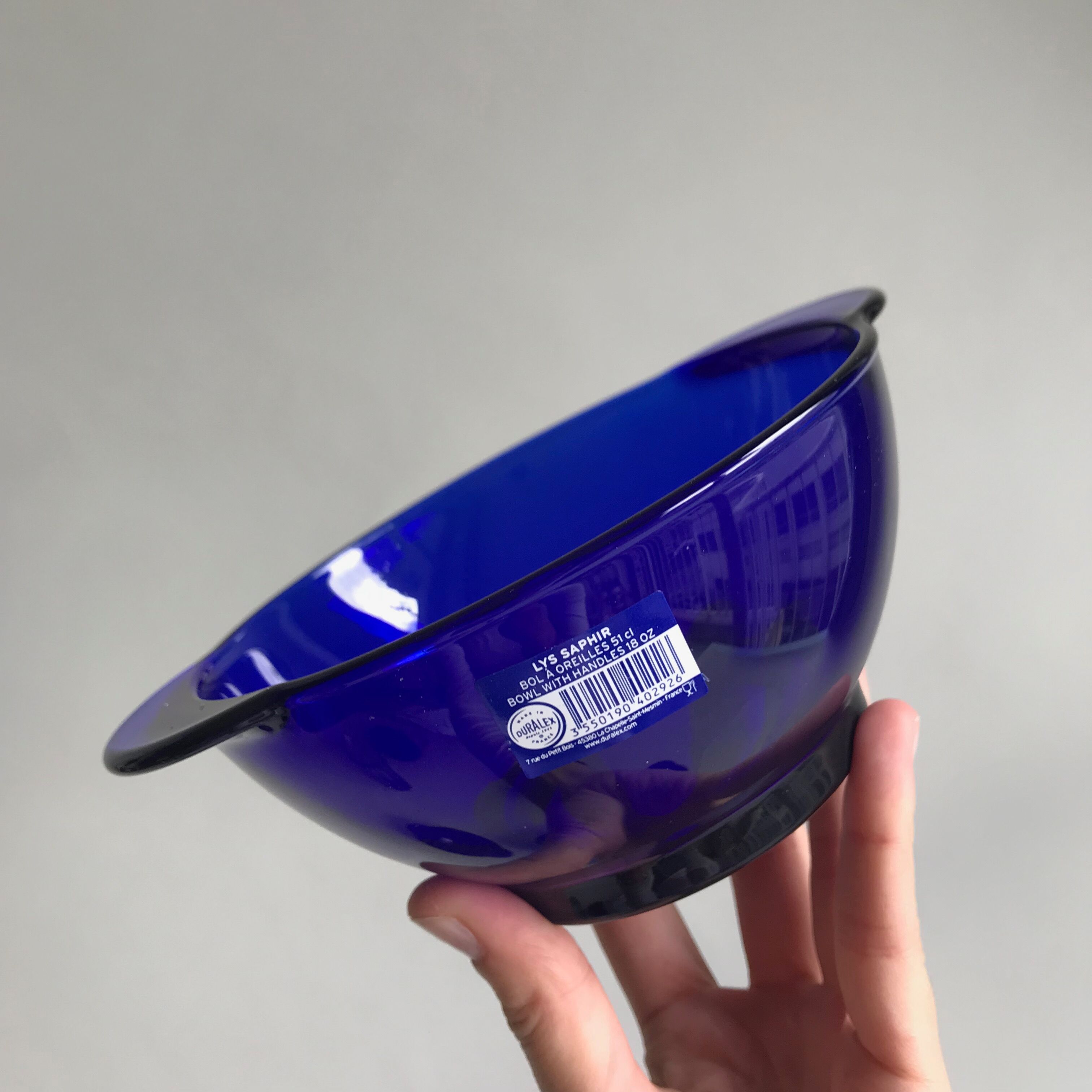 Six blue Duralex ear bowls