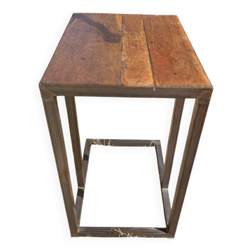 Small side table in solid wood and metal – industrial style