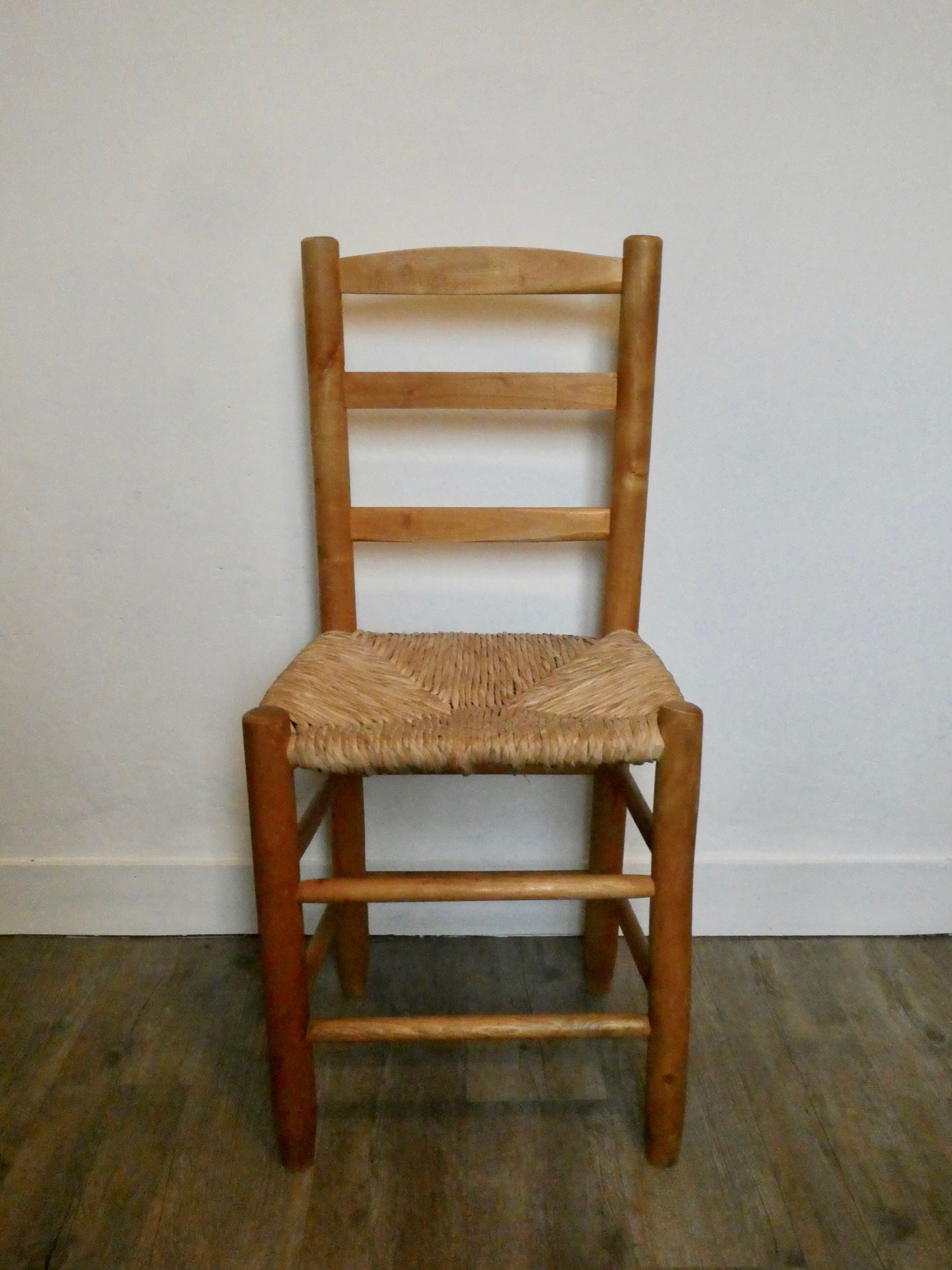 Light wooden chair and mulched seat, 50s-60s